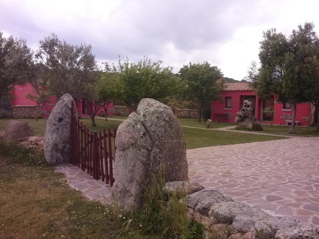 圣安托尼奥迪加卢拉Turismo Rurale L'Agliuledda别墅 外观 照片