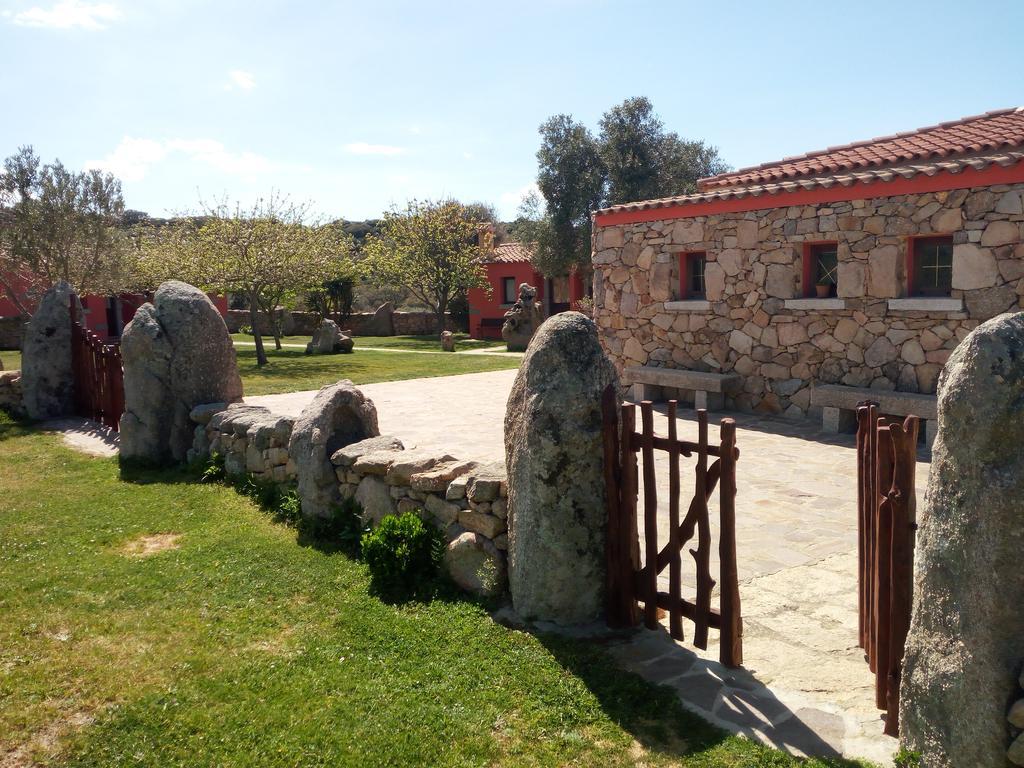 圣安托尼奥迪加卢拉Turismo Rurale L'Agliuledda别墅 外观 照片