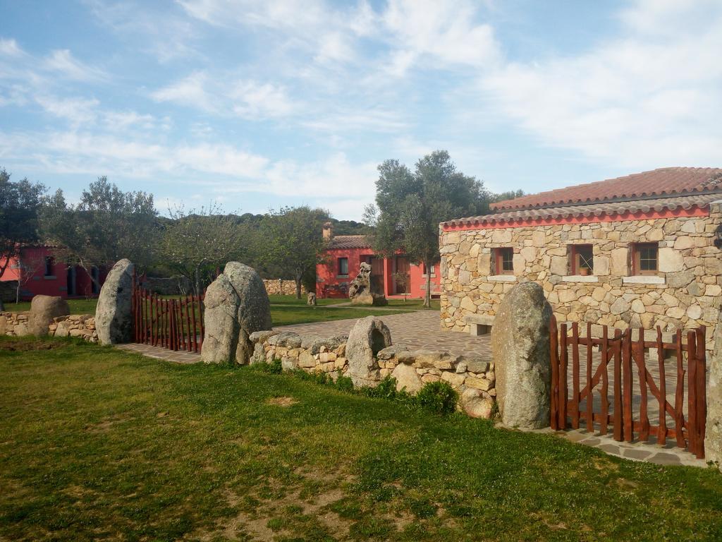 圣安托尼奥迪加卢拉Turismo Rurale L'Agliuledda别墅 外观 照片