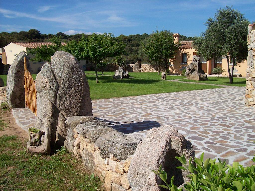 圣安托尼奥迪加卢拉Turismo Rurale L'Agliuledda别墅 外观 照片